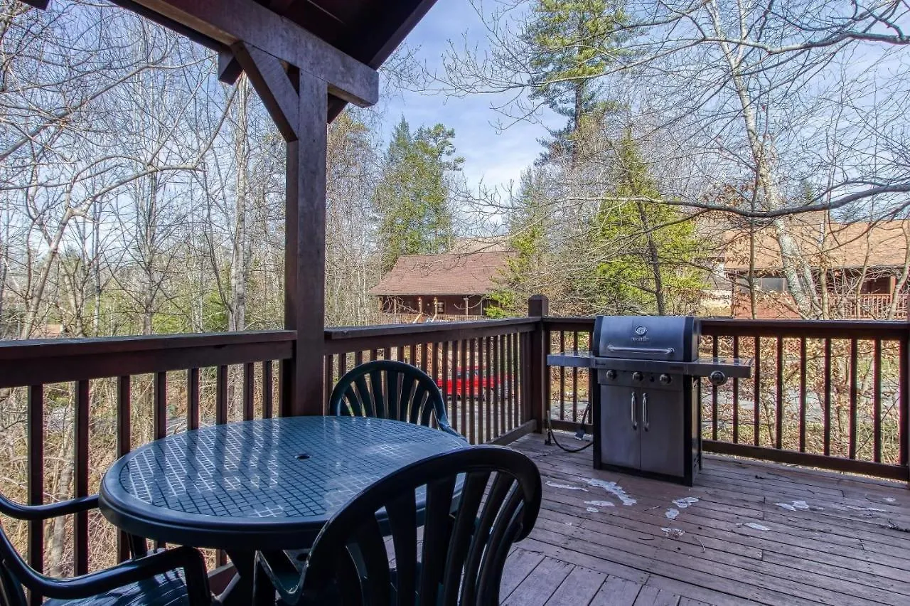 Er83 - Savage Loft - Your Close To The Action Getaway Pigeon Forge