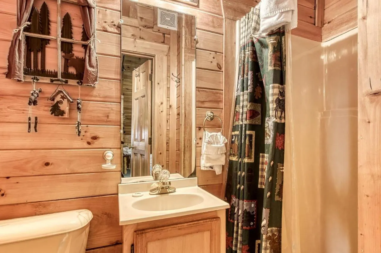Er84 - Serenity Summit - Great Location, Close To The Action! Holiday home