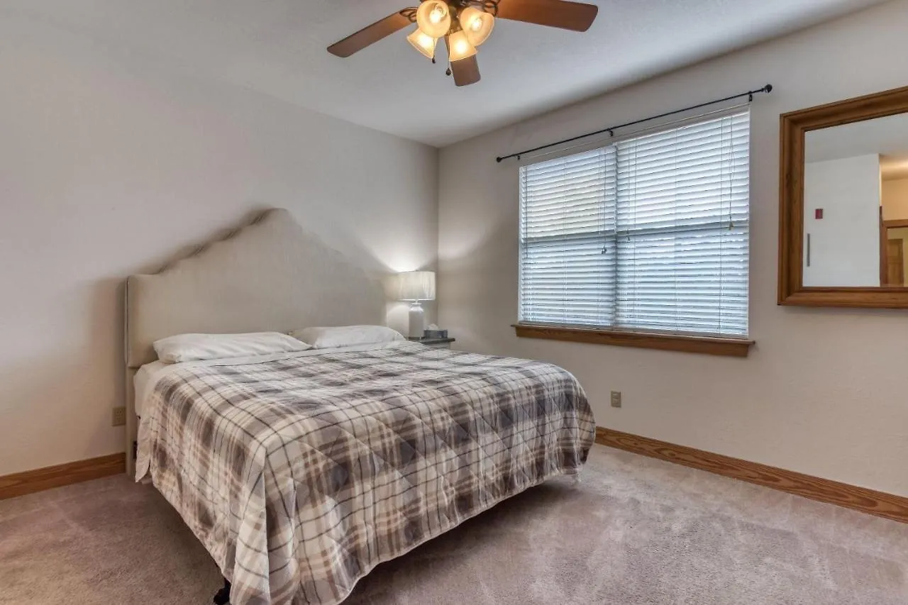 Owl 3205 - Close To Dollywood And Overlooking Gatlinburg Golf Course *