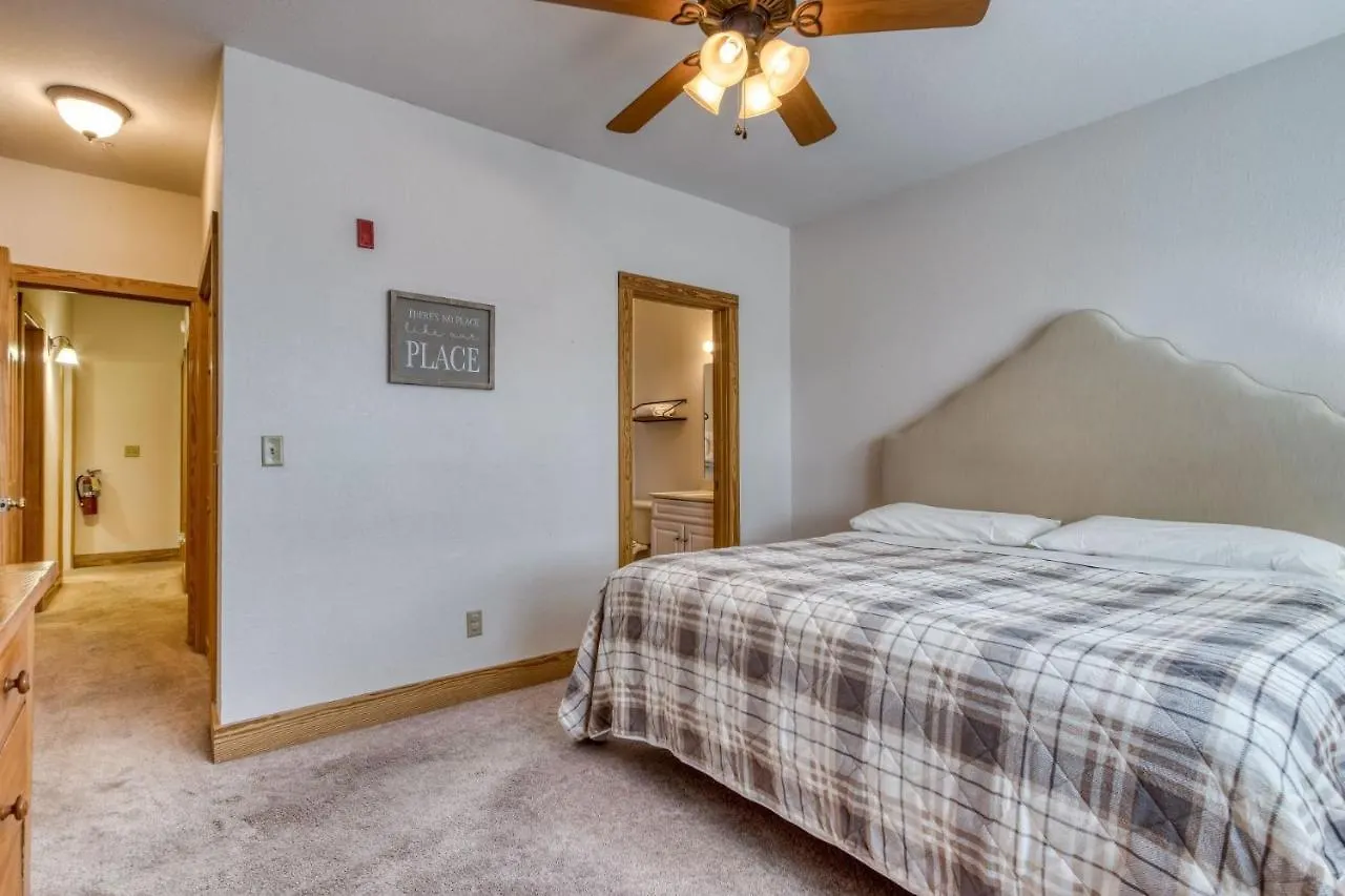Apartment Owl 3205 - Close To Dollywood And Overlooking Gatlinburg Golf Course