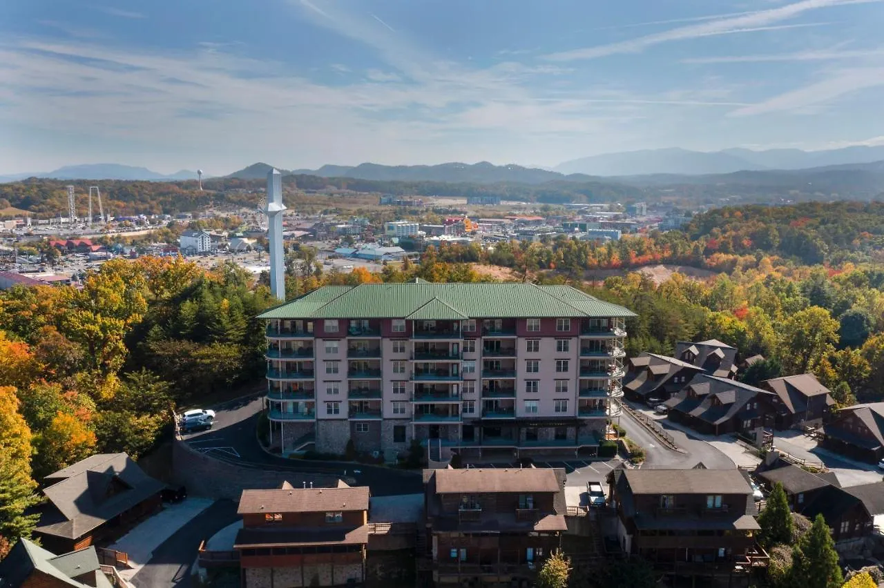 The Bear Paw Palace Mtn View And Community Pools Holiday home Pigeon Forge