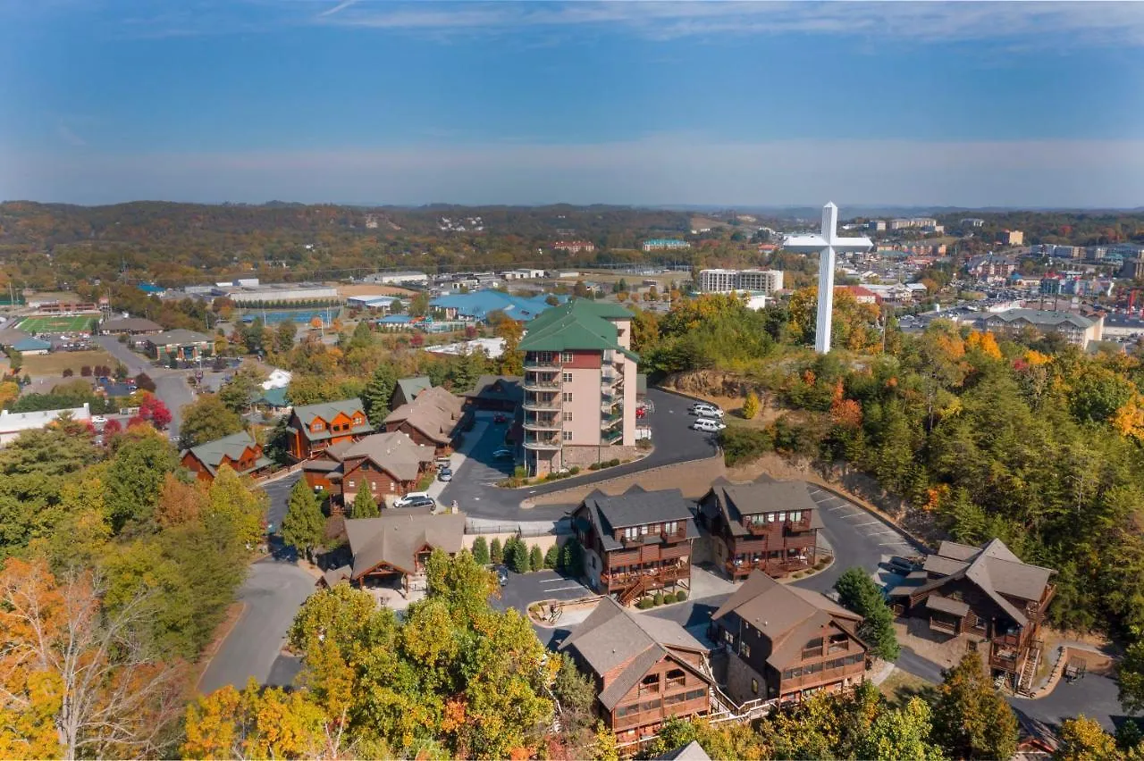 The Bear Paw Palace Mtn View And Community Pools *