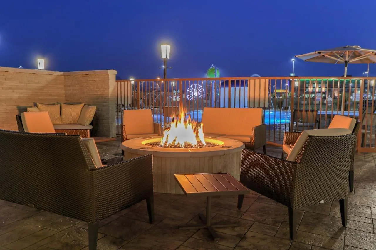 By Marriott Hotel Pigeon Forge
