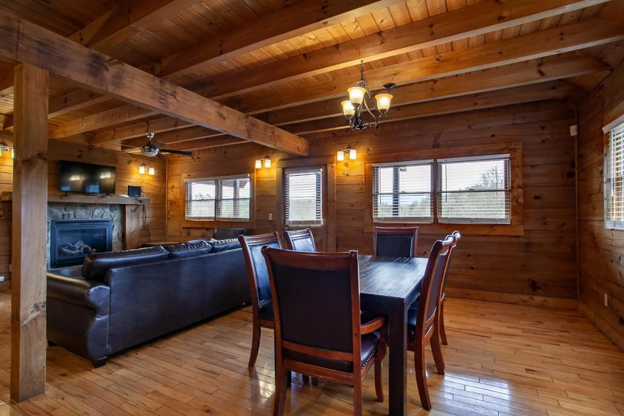 Sweet Hideaway Retreat Near Holiday home