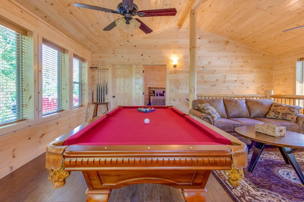 Pure Indulgence, 2 Bedrooms, Hot Tub, Pool Access, Theater Room, Sleeps 10 *