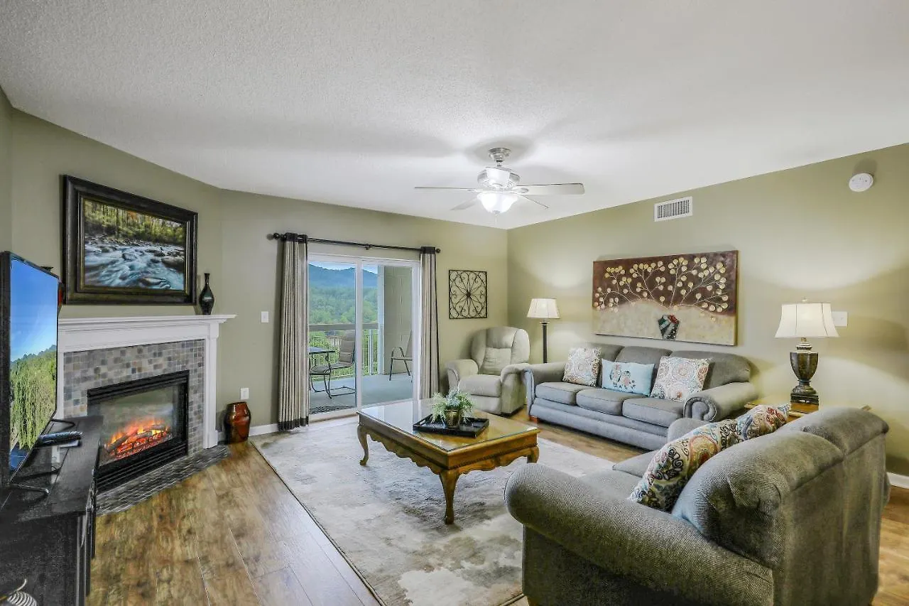 Apartment Catch A Star Whispering Pines 544