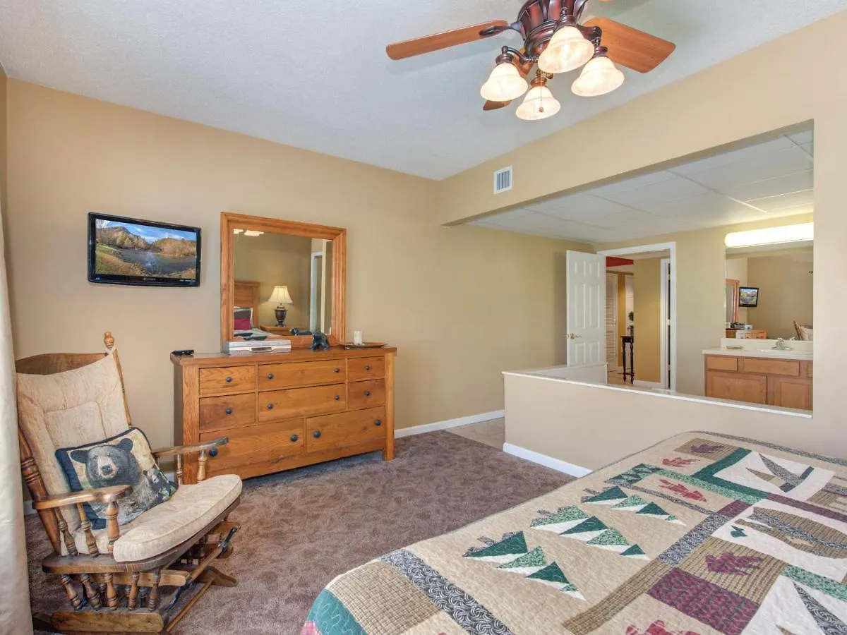 River View Bear Crossing 302
