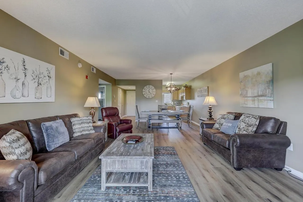 Apartment Splendor At The Pines Whispering Pines 443
