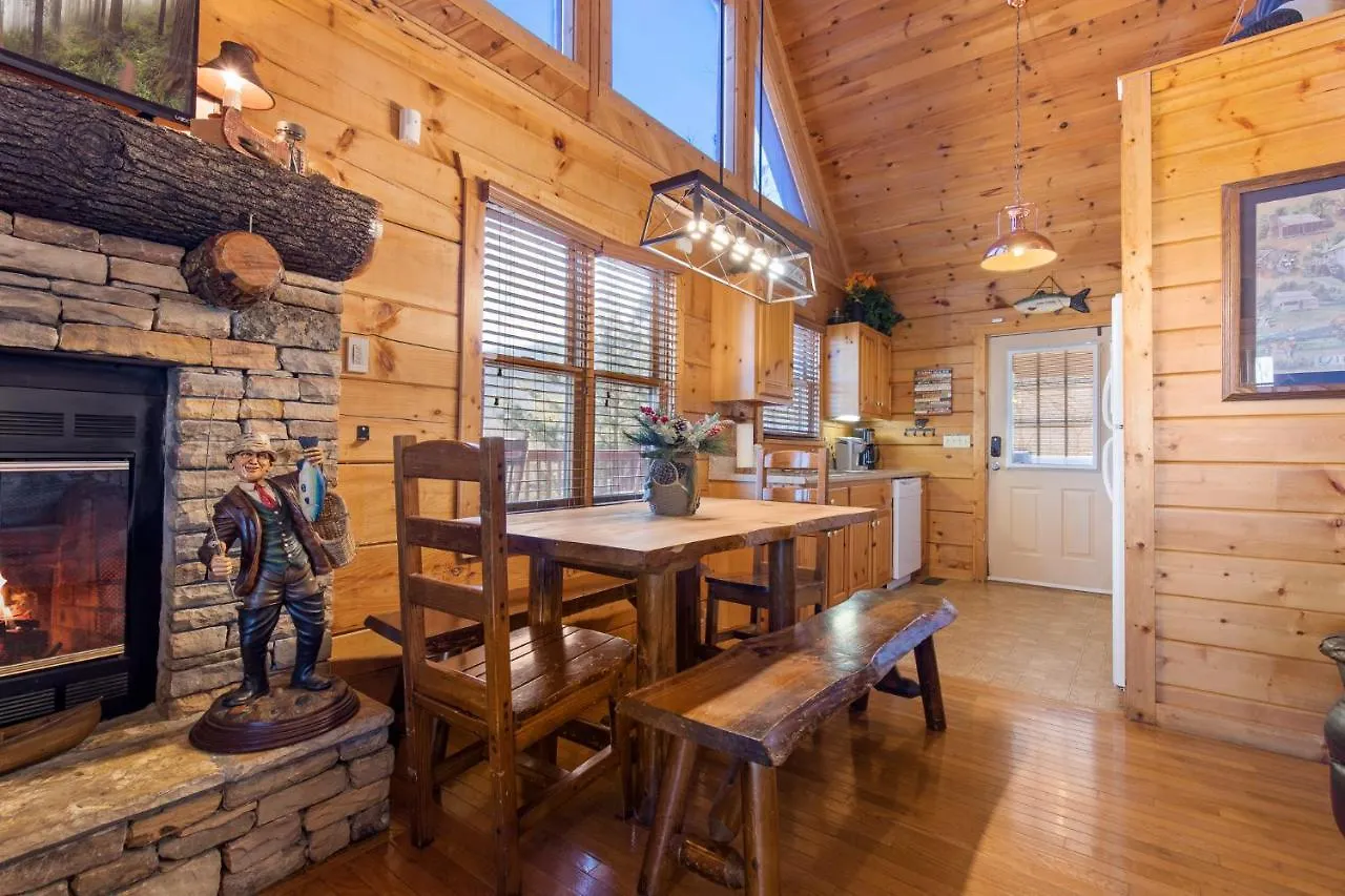 Huckleberry Ridge Holiday home