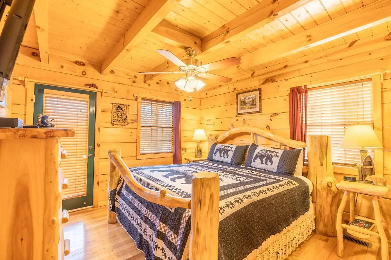 Casa vacanze Moonshine Ridge With Hot Tub And Fire Pit