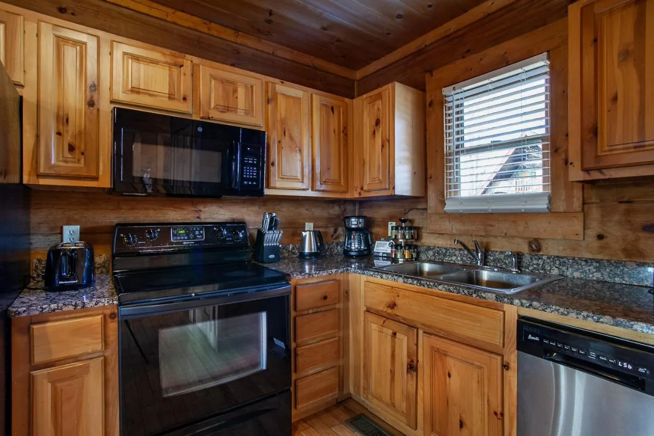 Holiday home Sweet Hideaway Retreat Near Pigeon Forge