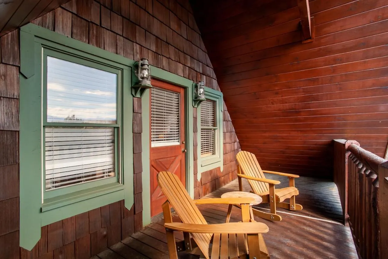 Sweet Hideaway Retreat Near Holiday home Pigeon Forge
