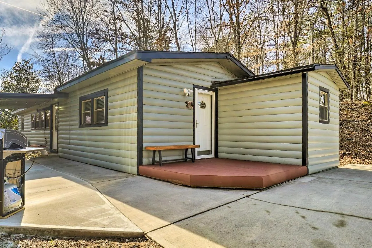 Holiday home With Private Hot Tub And Gas Grill Pigeon Forge
