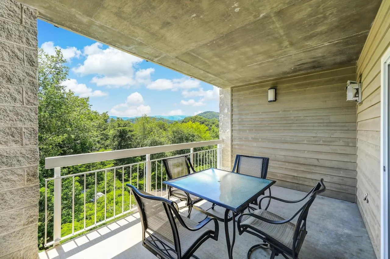 Kickin Back Whispering Pines 343 Pigeon Forge