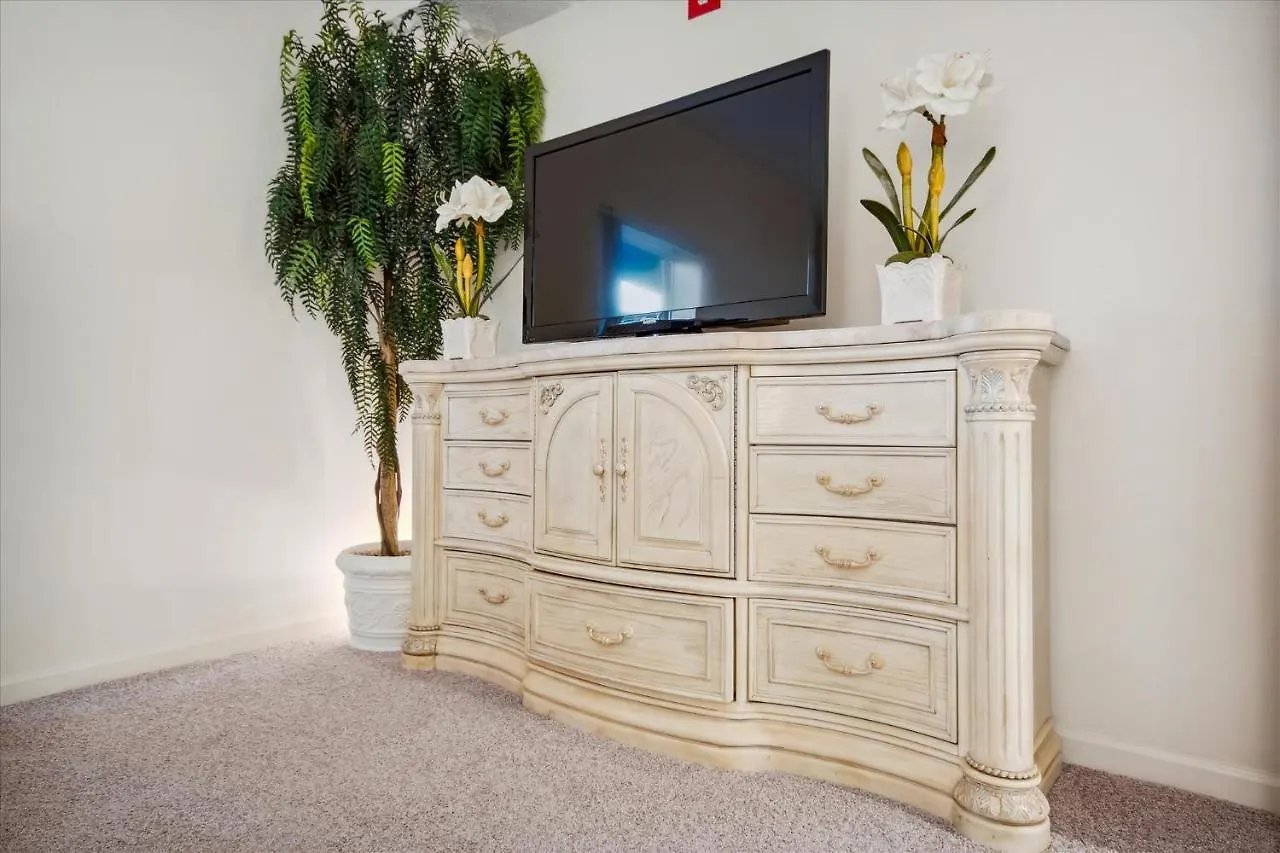 Apartment Whispering Pines 124