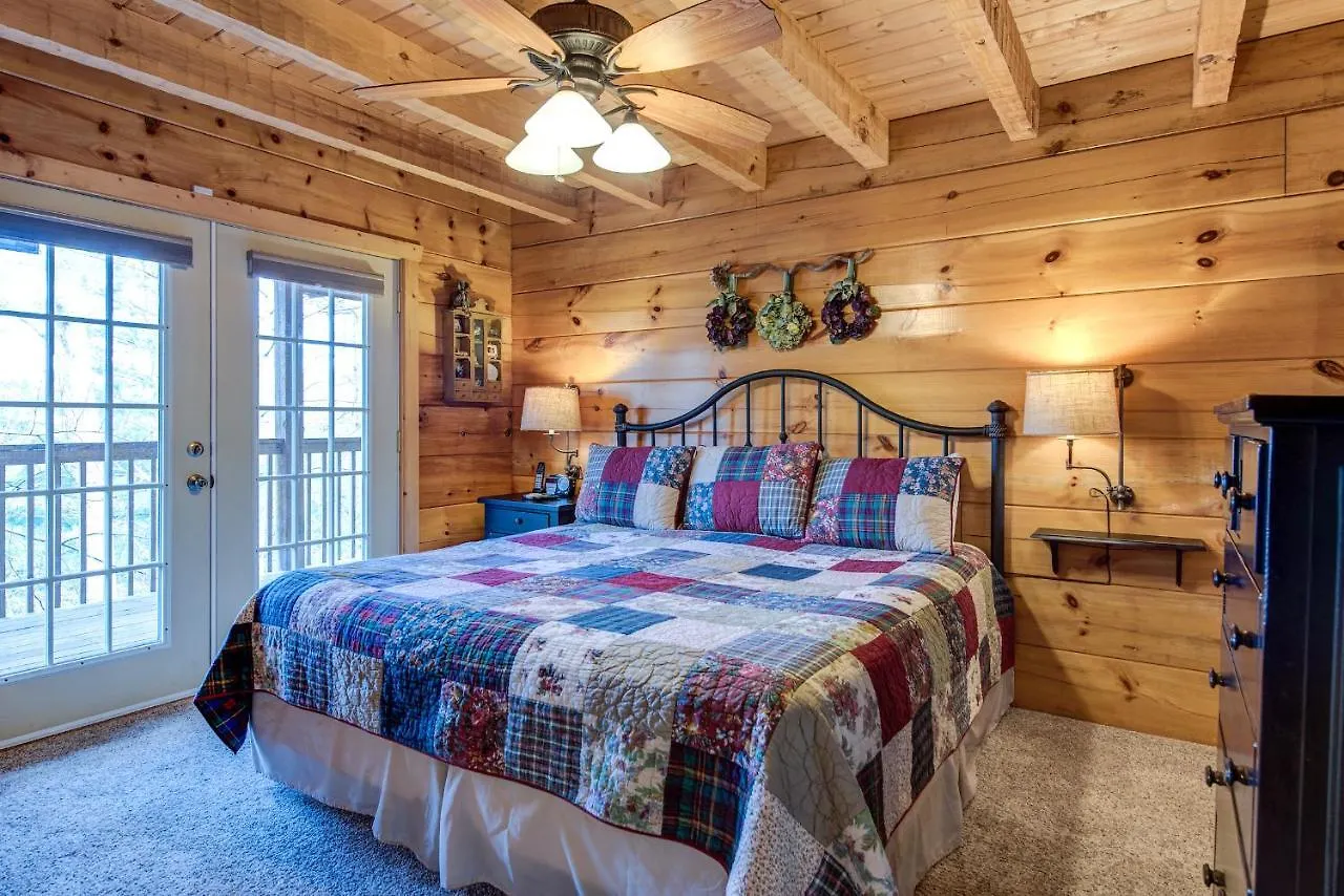 Lazy Cub Holiday home Pigeon Forge