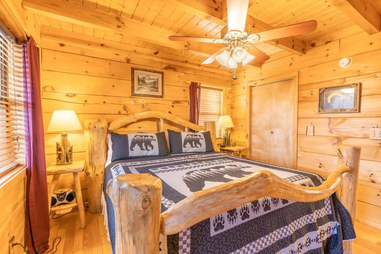 Casa vacanze Moonshine Ridge With Hot Tub And Fire Pit