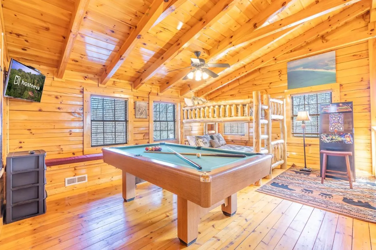 Comfort Bearway To Heaven W Private Hot Tub Pigeon Forge