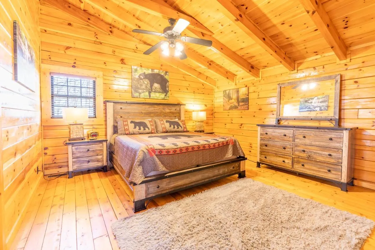 Holiday home Comfort Bearway To Heaven W Private Hot Tub Pigeon Forge