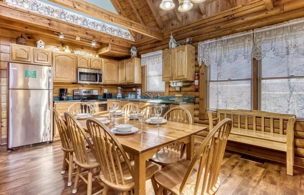 Holiday home Er92 - Virginia's - Great Location! Close To The Action! *