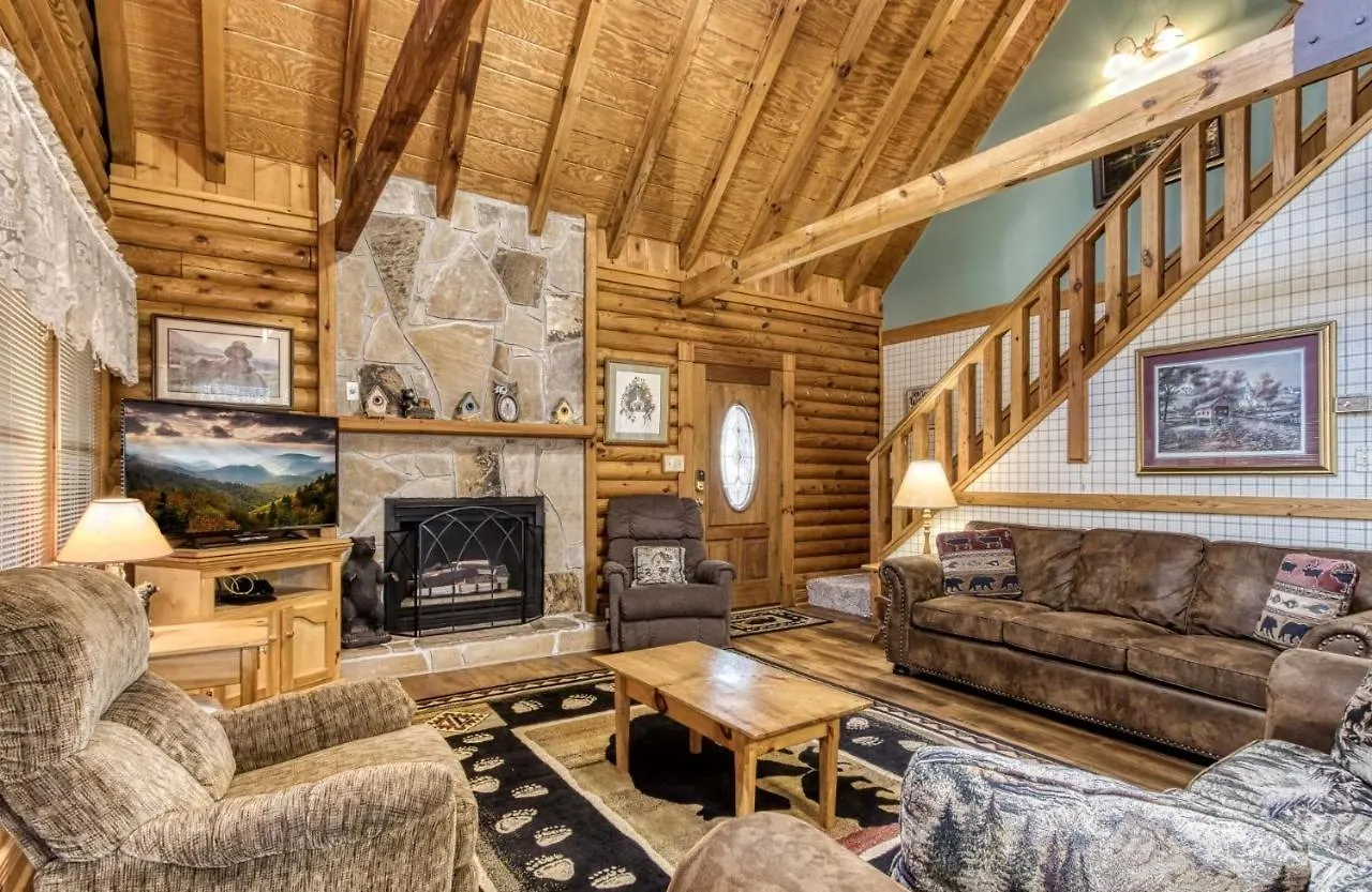 Er92 - Virginia's - Great Location! Close To The Action! Holiday home *