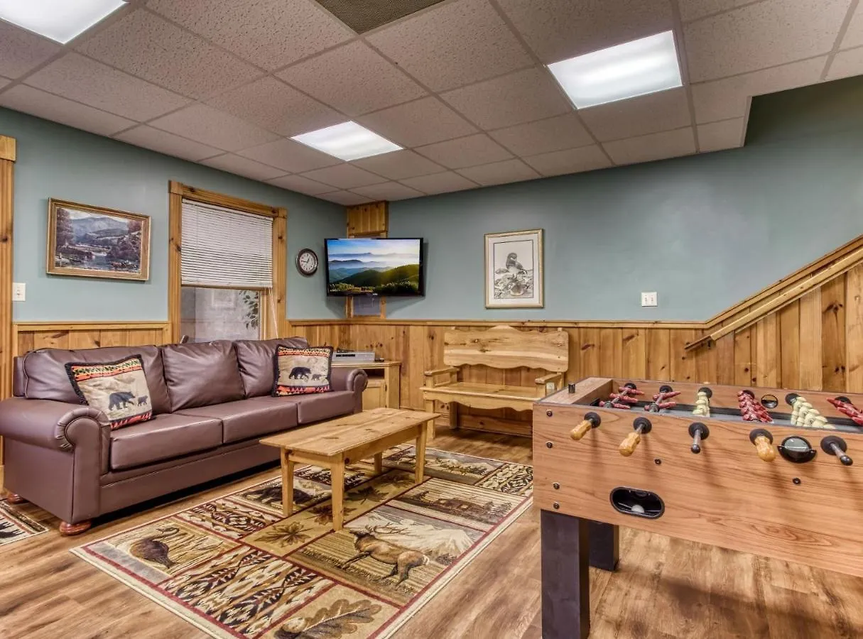 Er92 - Virginia's - Great Location! Close To The Action! Pigeon Forge