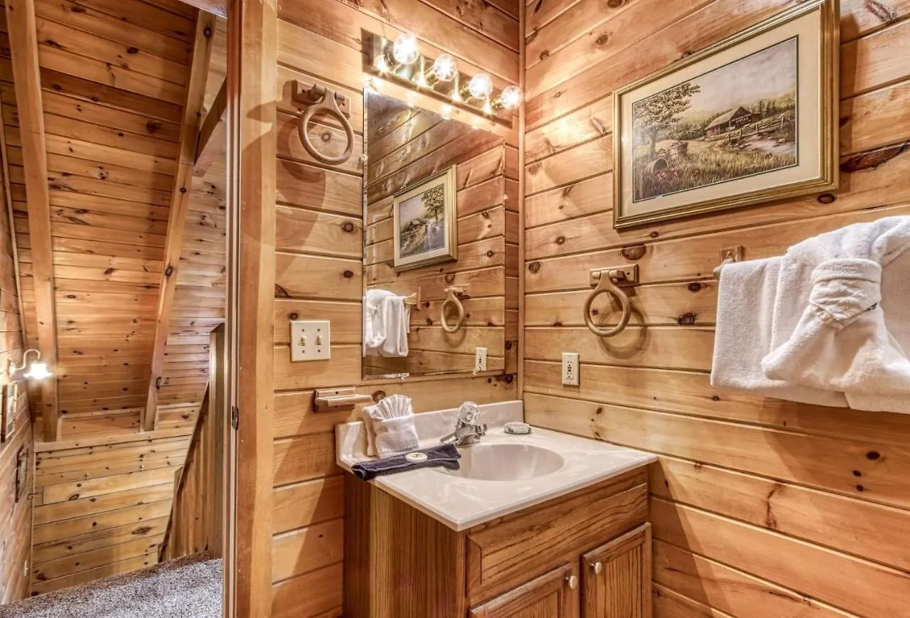 Er74 - Gerrald's - Great Location, Close To The Action! Pigeon Forge