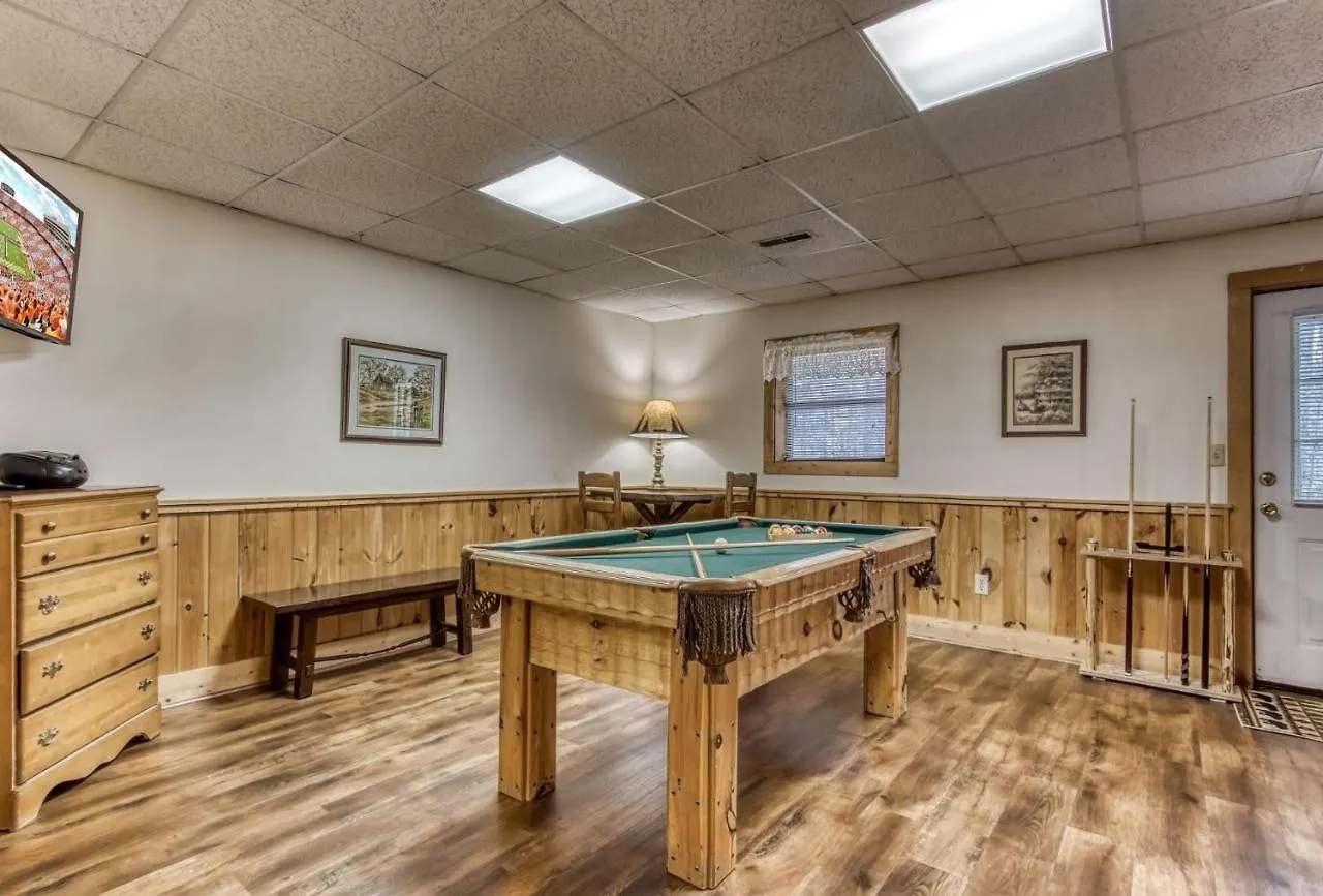 Er74 - Gerrald's - Great Location, Close To The Action! Holiday home Pigeon Forge
