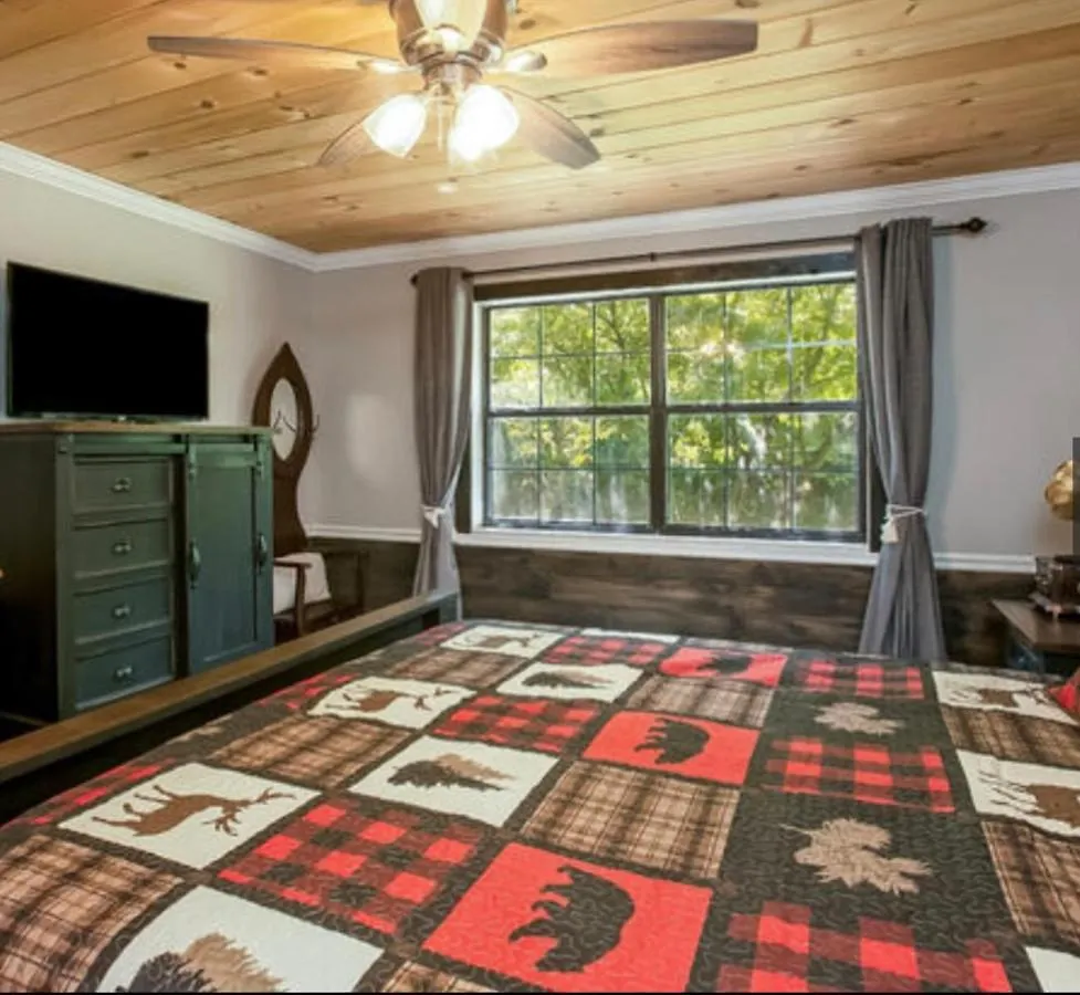 Dollywood Vacation Retreat