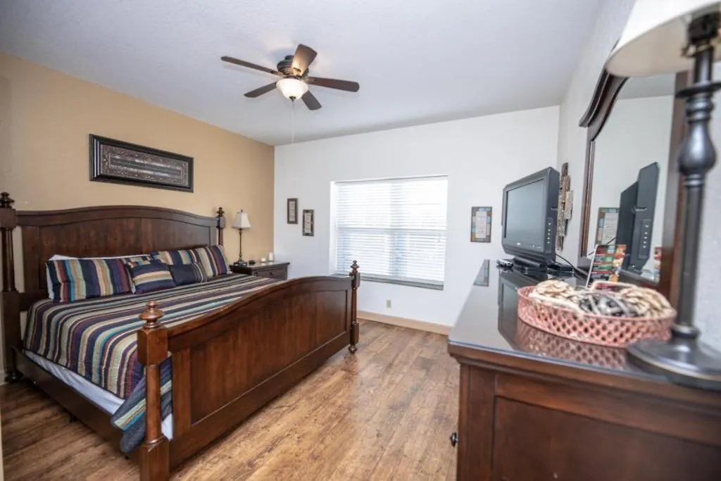 Mvc - Unit 3301 - Making Memories Apartment