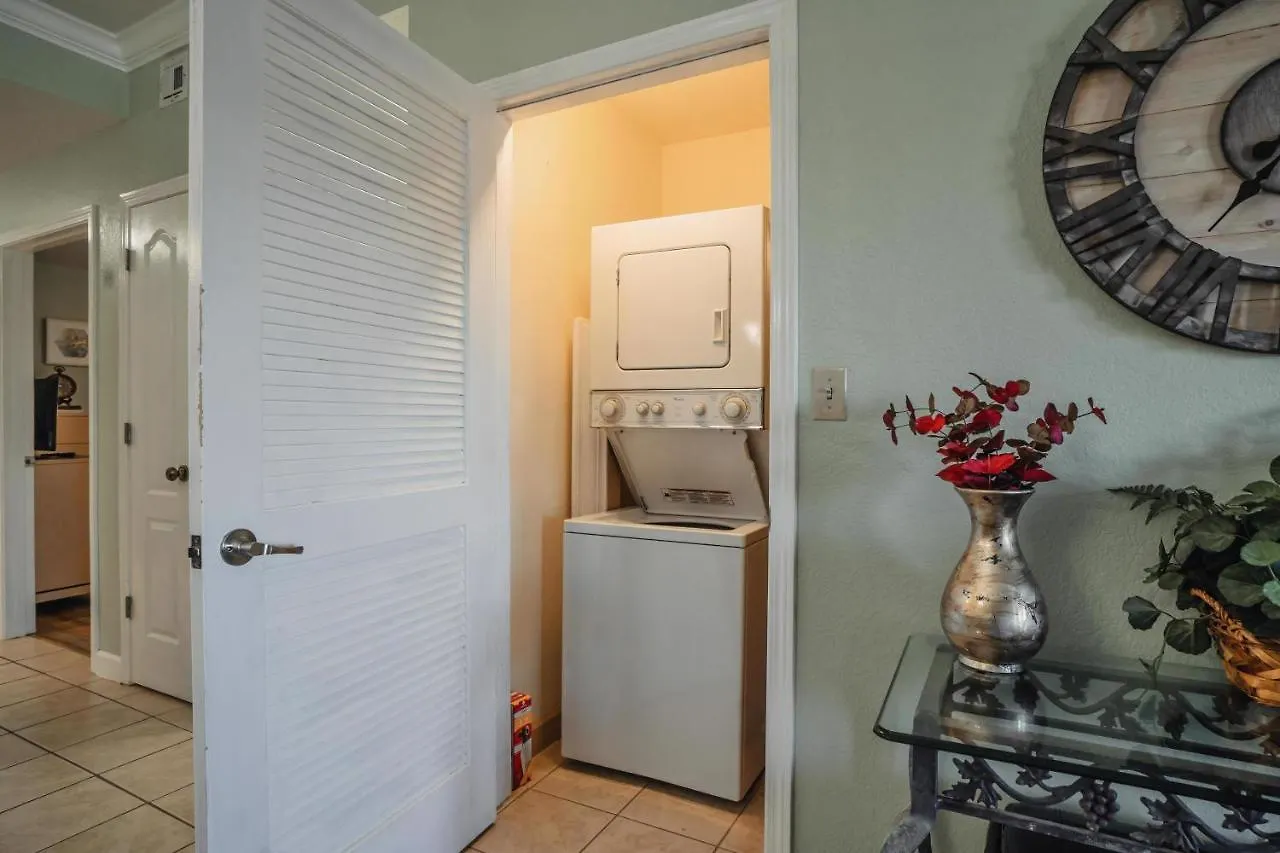 Mvc - Unit 1505 - Bearly Available Apartment *