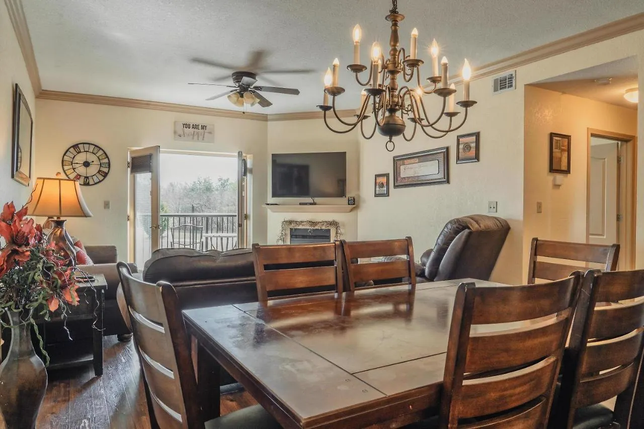Mvc - Unit 3207 - Happy Place Apartment