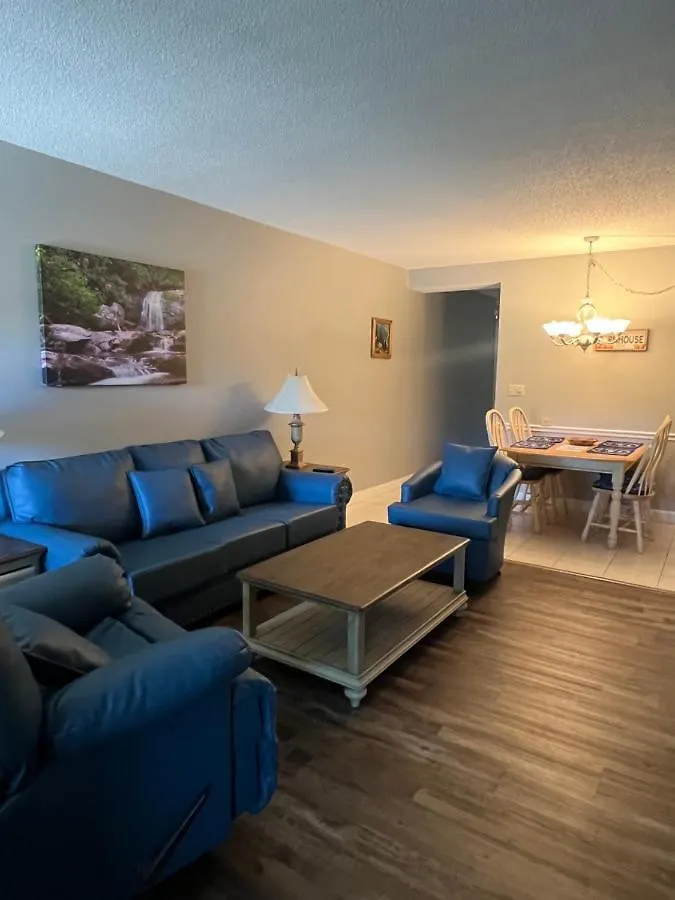 River Place #307 2bd Holiday home