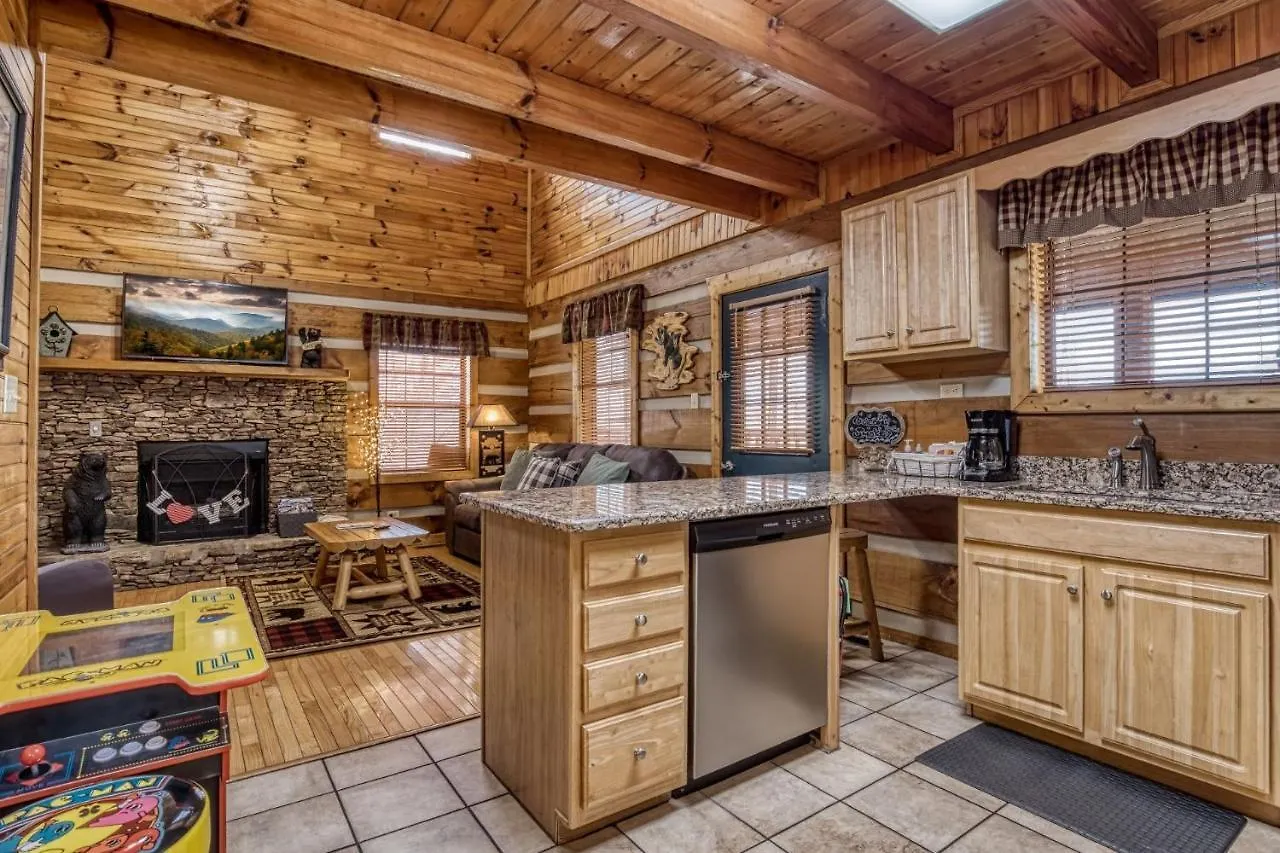 Holiday home Er18 - The Lazy Bear View - Great Location - Close To Town! *