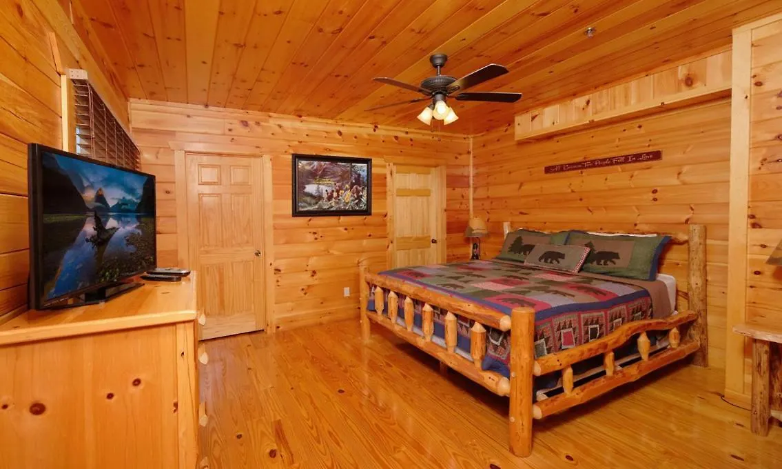 Villa Highland Plunge