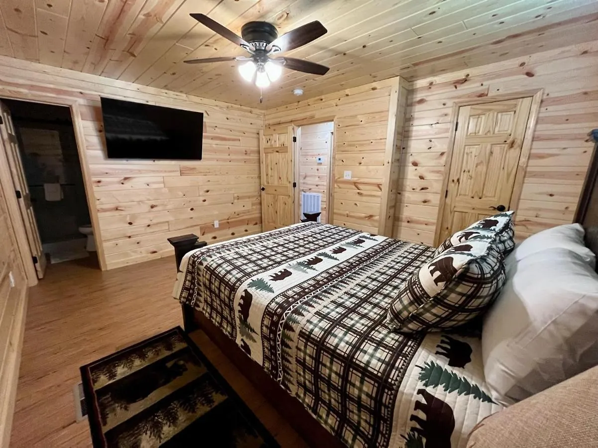 The Hitching Post: Spacious 5br/4ba Rancher Holiday home