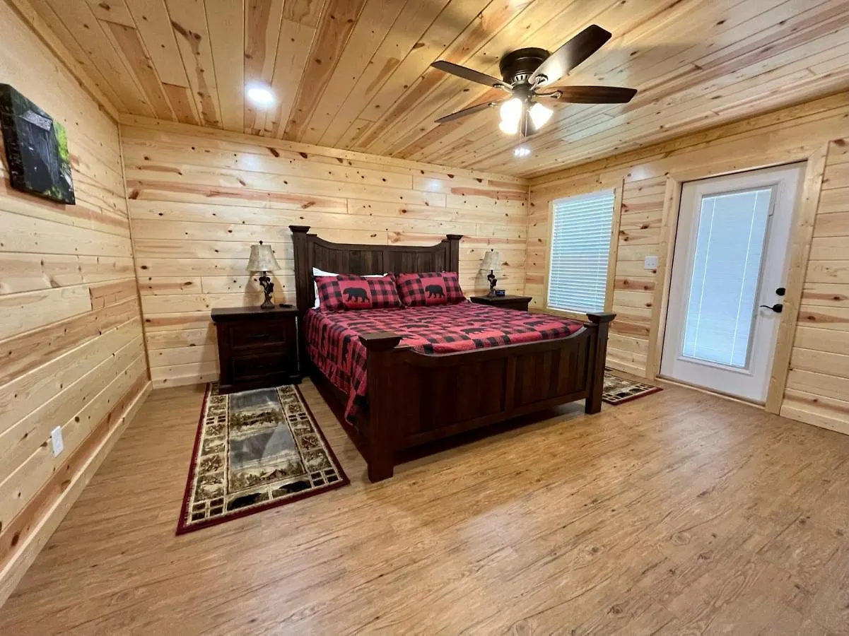 Holiday home The Hitching Post: Spacious 5br/4ba Rancher *
