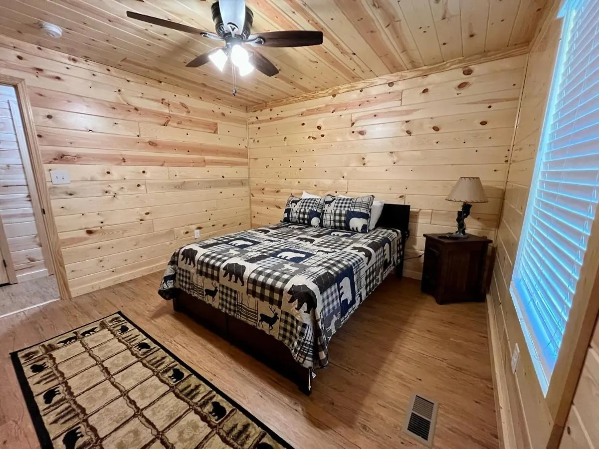 The Hitching Post: Spacious 5br/4ba Rancher * Pigeon Forge