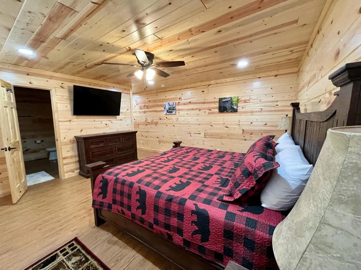 The Hitching Post: Spacious 5br/4ba Rancher Holiday home