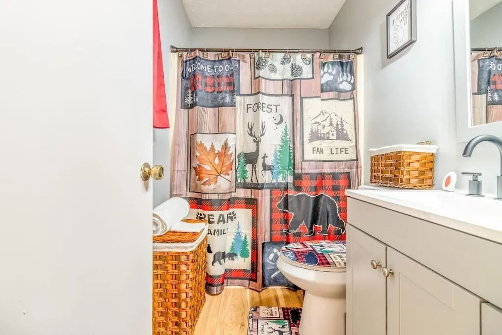 King Bed Pet Friendly Smart Lock Holiday home