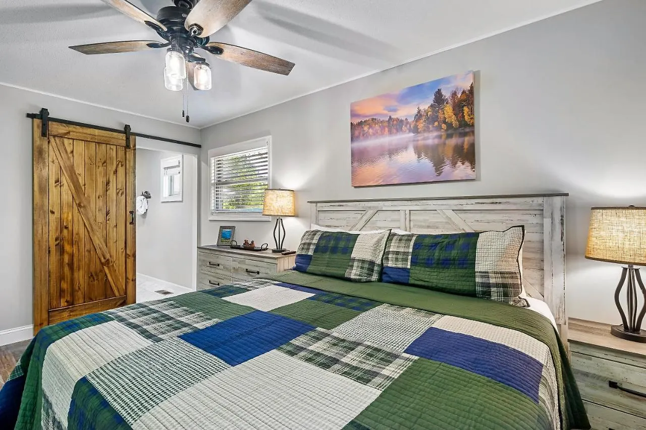 Mountain View Lodge: Retreat With Future Hot Tub * Pigeon Forge