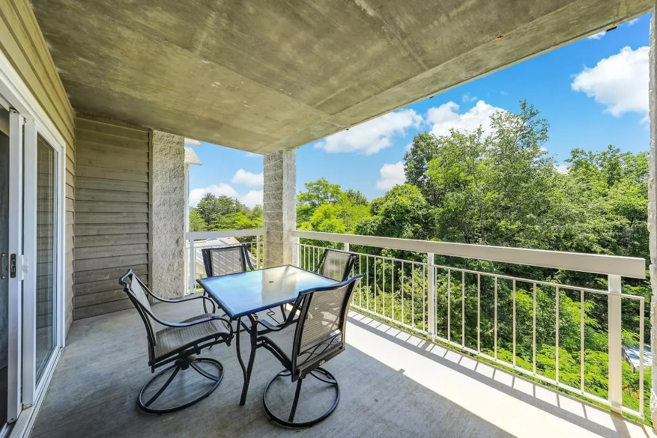 Kickin Back Whispering Pines 343 Apartment Pigeon Forge