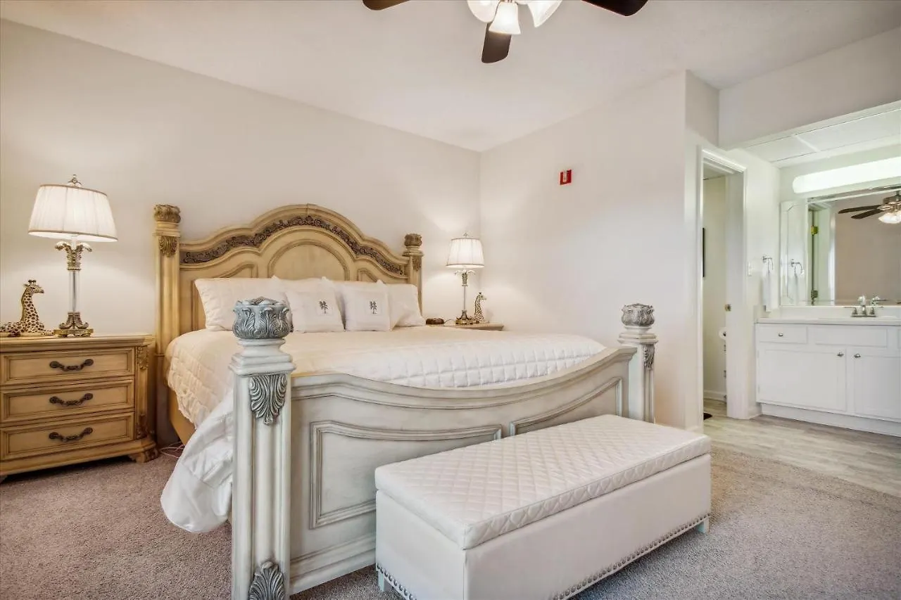 Apartment Whispering Pines 124 *
