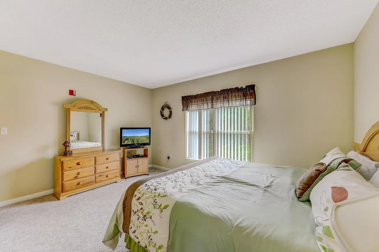 Apartment Dream Whispering Pines 423 *