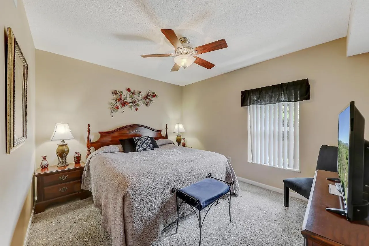 Escape Whispering Pines 213 Apartment *