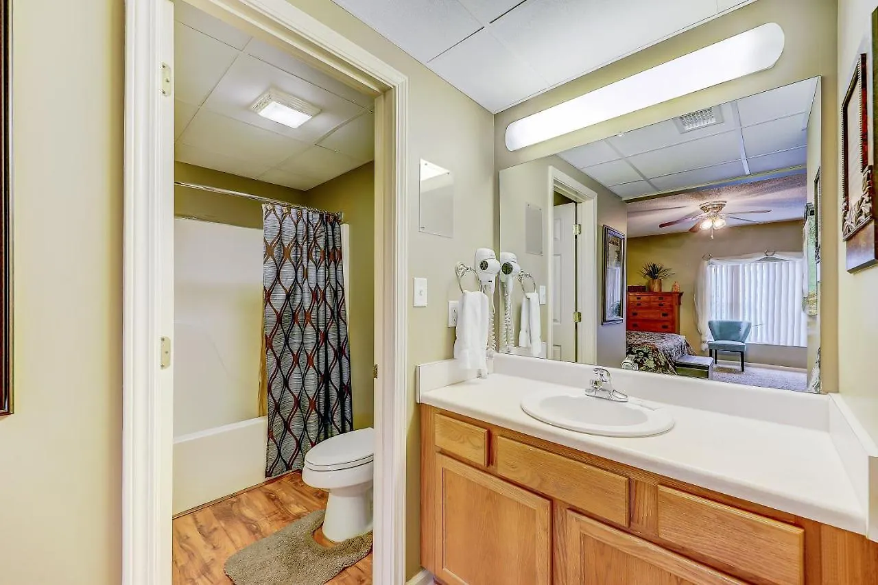 Apartment Smoky Mountain Dream Whispering Pines 641 *