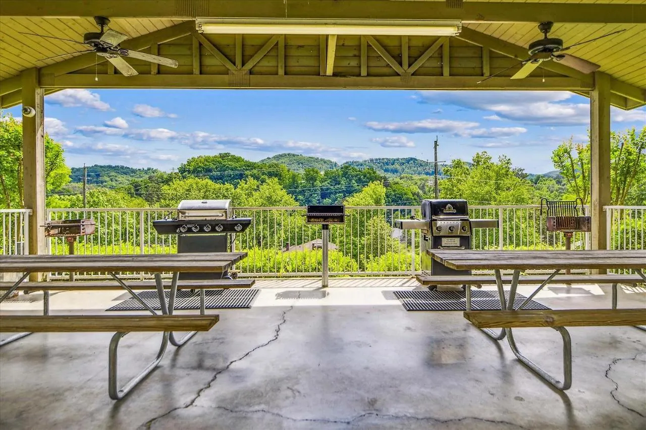 Apartment Eagle View Whispering Pines 332 *