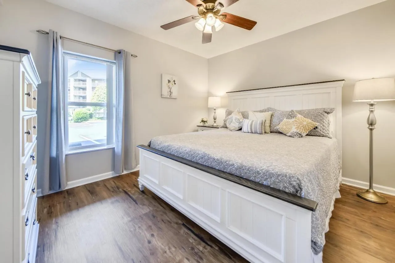 Our Happy Place Whispering Pines 414 Apartment *