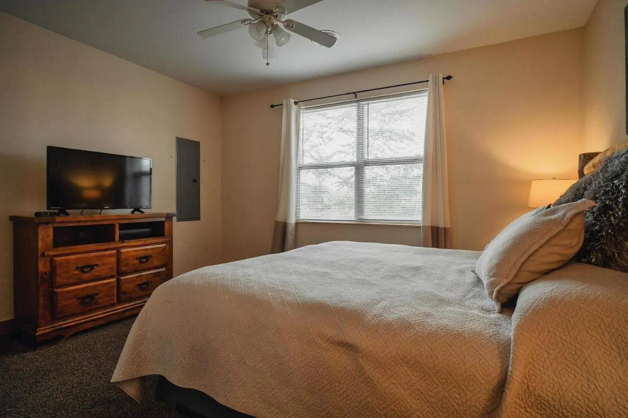 Gv - Unit 3202 - Fairway Pigeon Forge