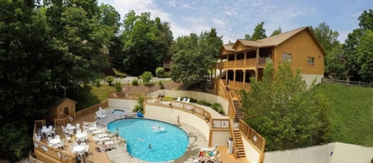 Er18 - The Lazy Bear View - Great Location - Close To Town!